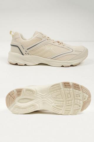 stride right walking shoes