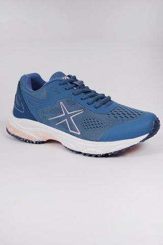 Gravity Running Shoes
