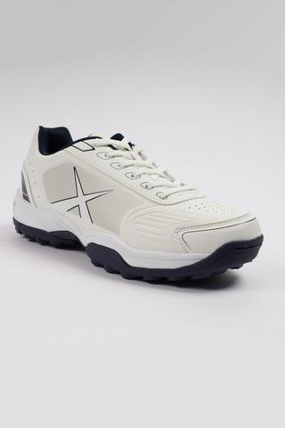 Blaze Cricket Shoes