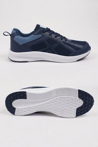 Stride Walking Shoe