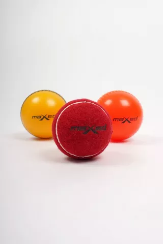 3-pack Cricket Balls