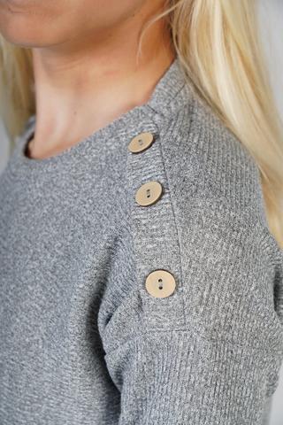 Ribbed Pullover