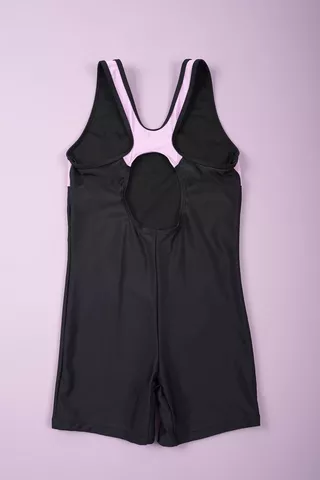 One-piece Mid-thigh Swimming Costume