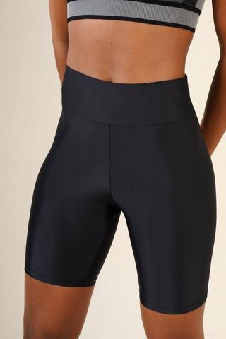 Mid-thigh Tights