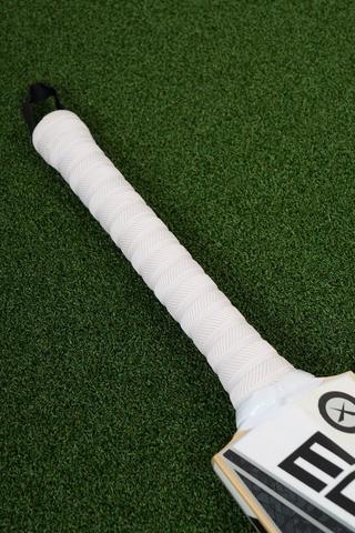 Inferno Elite Cricket Bat