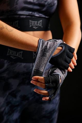 Everlast gym hot sale gloves