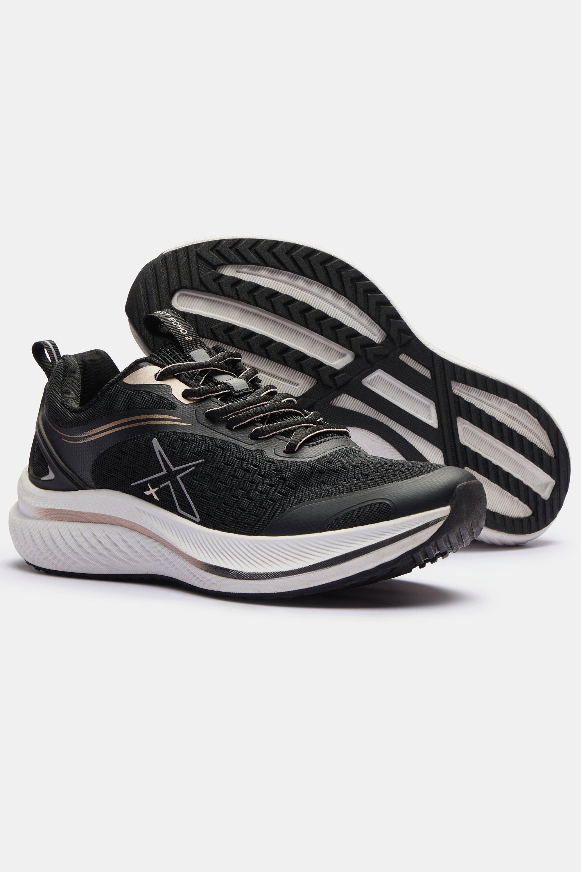 maxed running shoes ladies