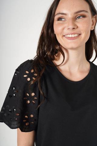 Anglaise Sleeve Top