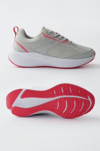 Pace Running Shoes