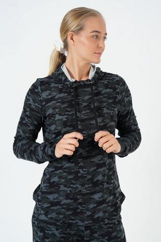 Hooded Pullover