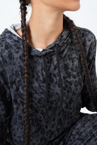 Hooded Pullover