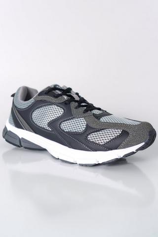 Gravity Pace Running Shoe