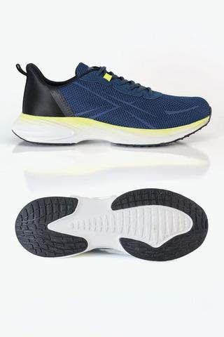 Gravity 4 Running Shoes