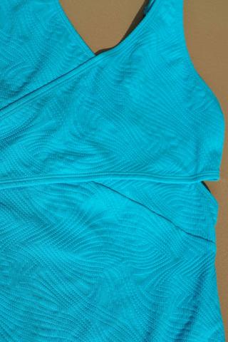 One-piece Textured Swimming Costume