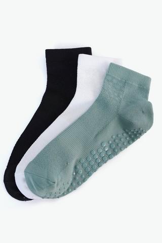 3-pack Studio Seamless Yoga Socks - 4-7
