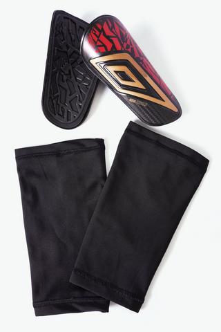 Umbro Neo Shield Guard With Sleeve - Junior