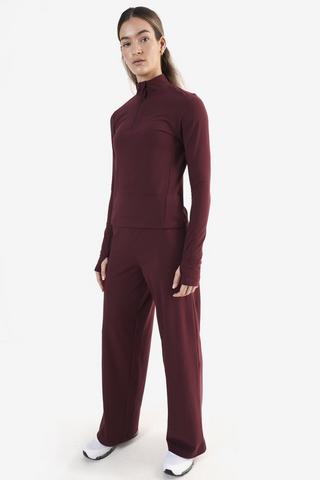 Fitted Quarter Zip Top