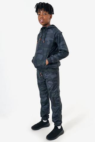 Mesh-lined Active Bottom