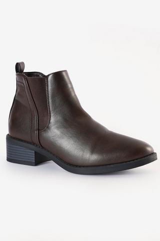 Block Heel Chelsea Boots