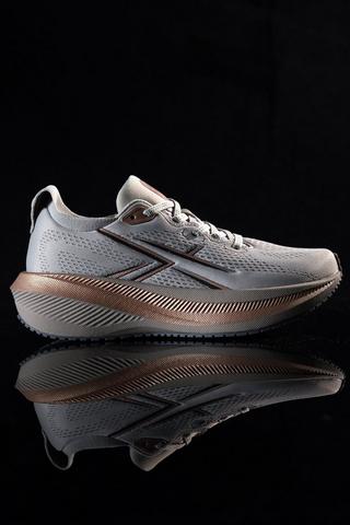 Elite Magneto 3 Running Shoes