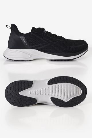 Gravity 4 Running Shoes