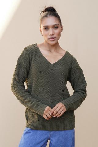 Long Sleeve Knit Pullover