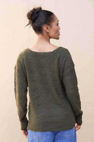 Long Sleeve Knit Pullover