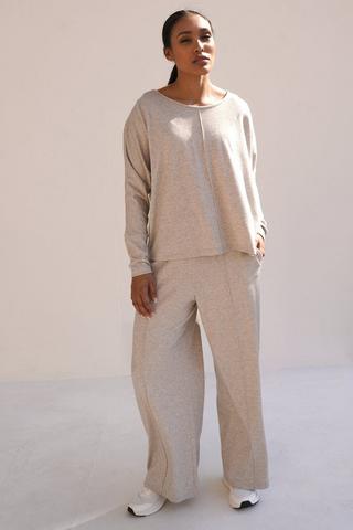 Long Sleeve Pullover Top