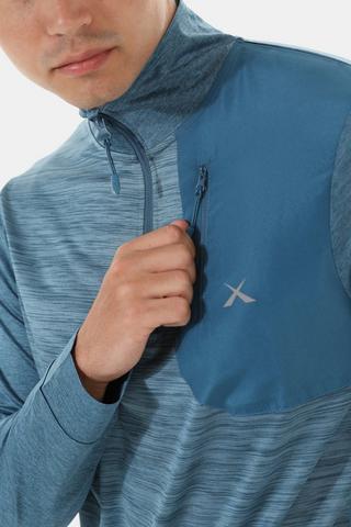 Quarter-zip Turtleneck