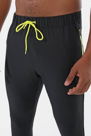 Elite Relaxed Fit Tights