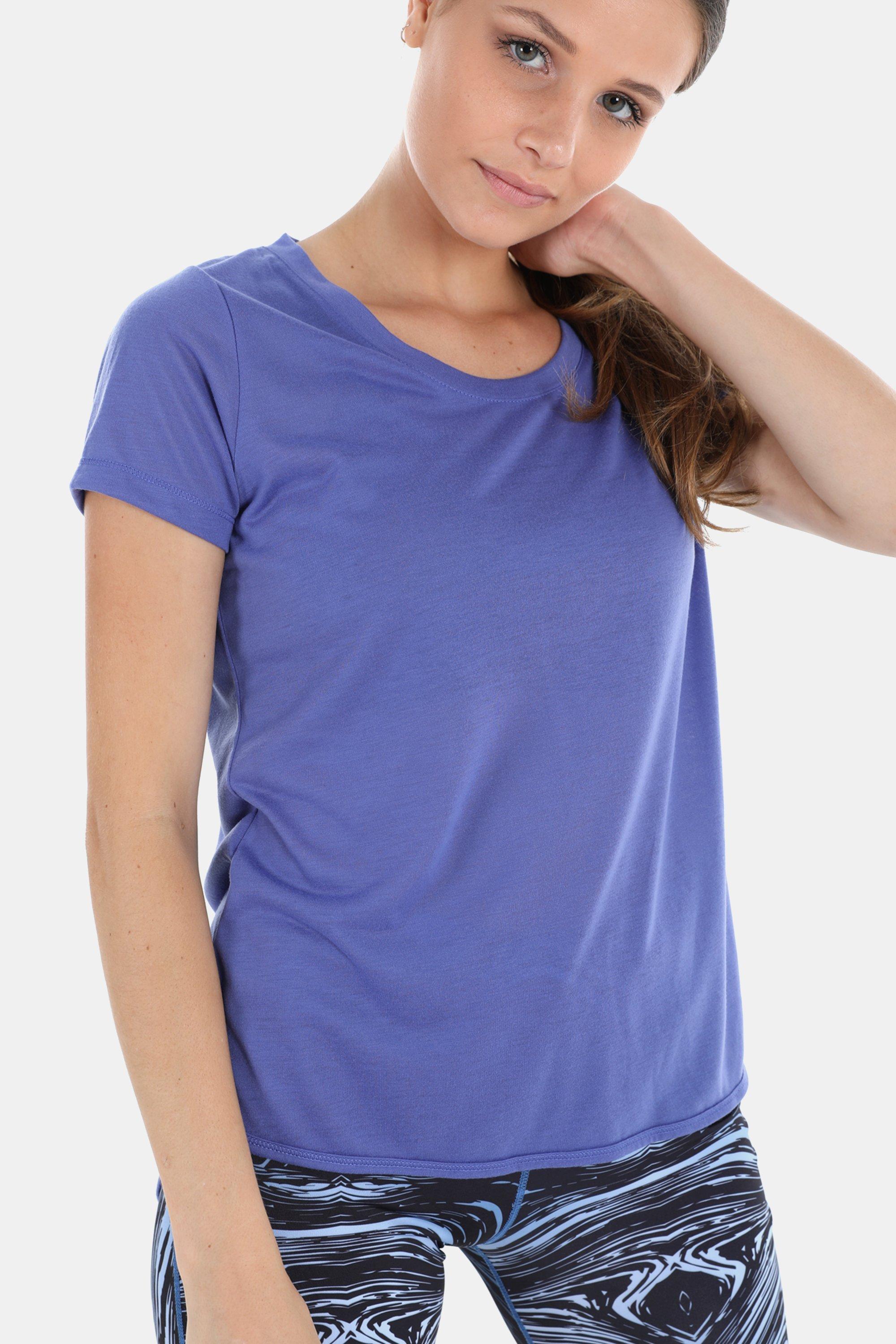 curved-hem-t-shirt