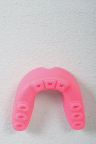 Strawberry Flavoured Gum Guard - Junior