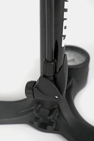 Floor Pump With Gauge