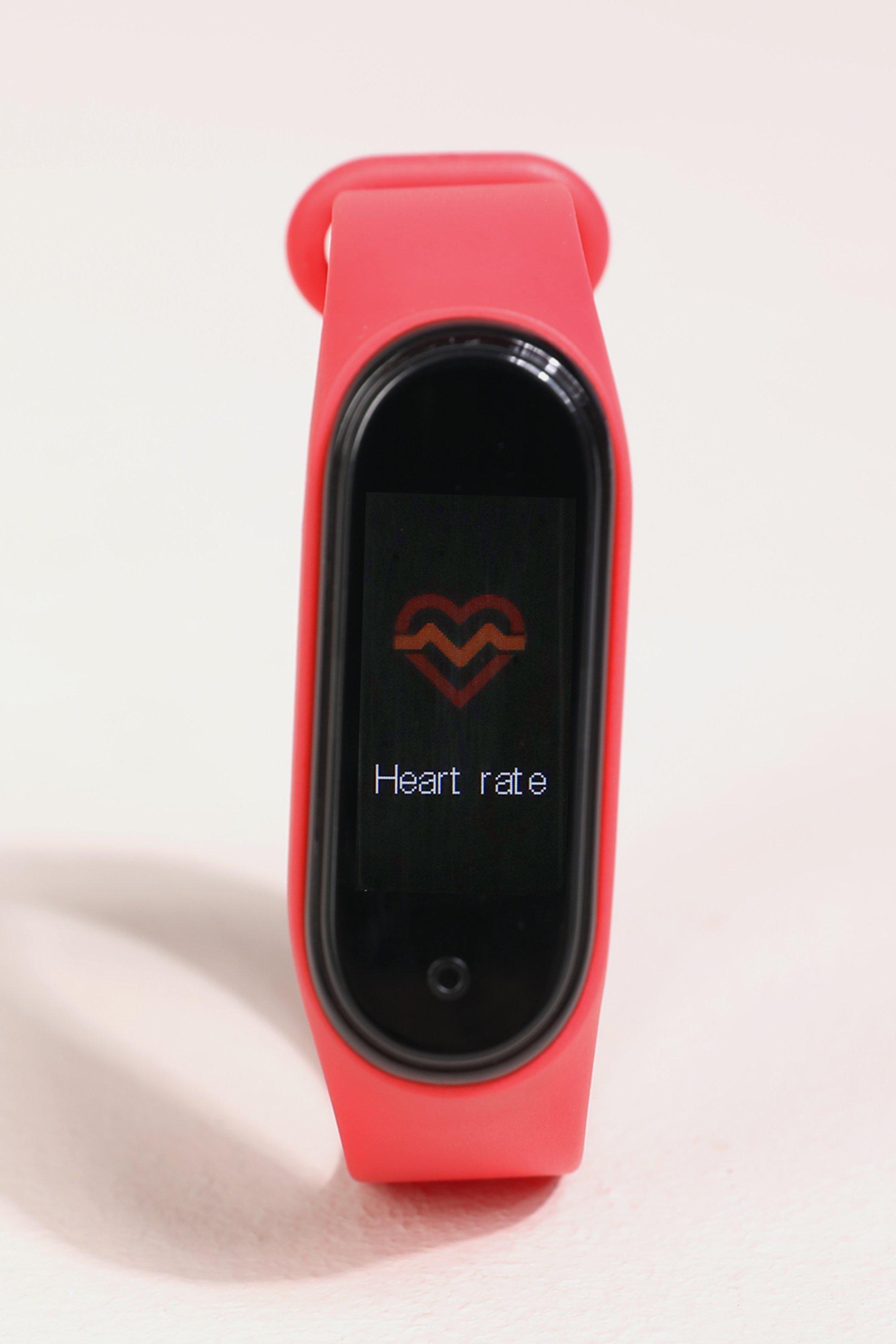 Elite fitness essentials discount waterproof smart fitness tracker