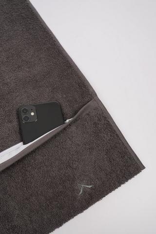 Zip-pocket Gym Towel