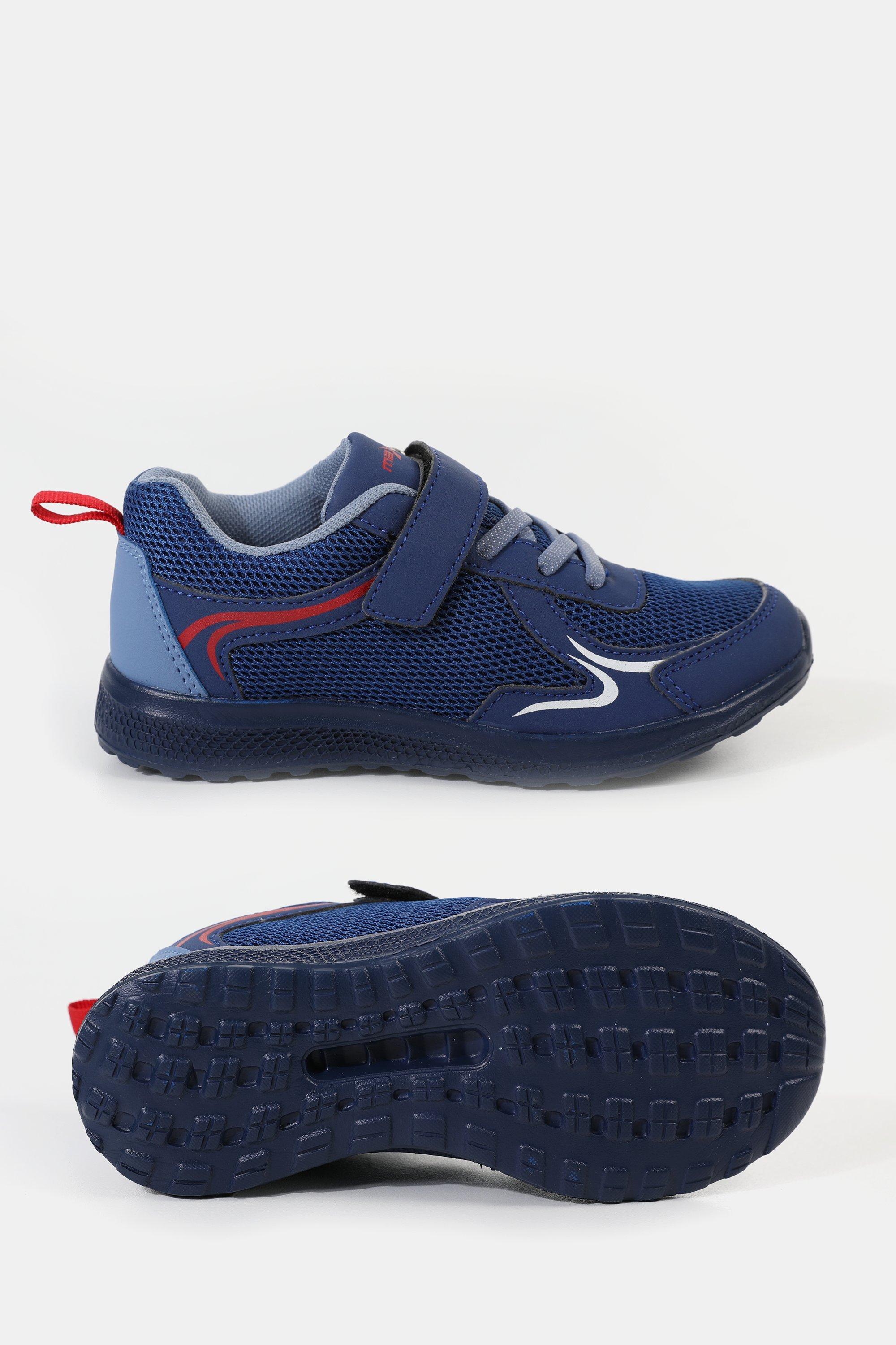 infant trainers sale sports direct