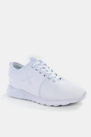 Strut Walking Shoes