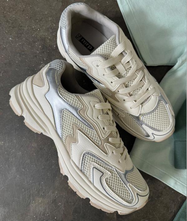 shop shoes