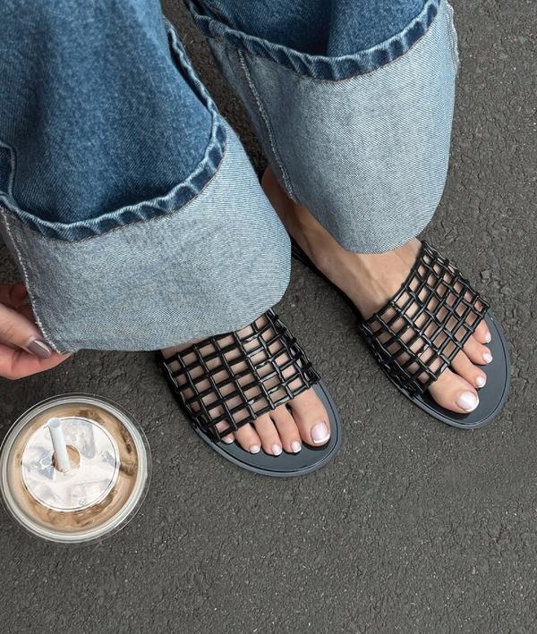 shop shoes