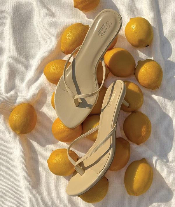 shop shoes