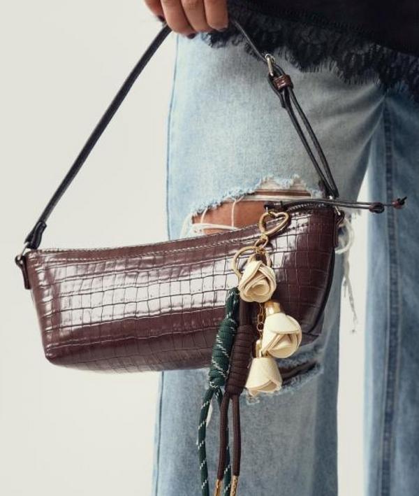shop novelty