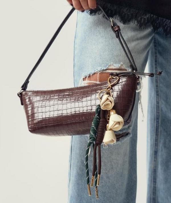 shop novelty