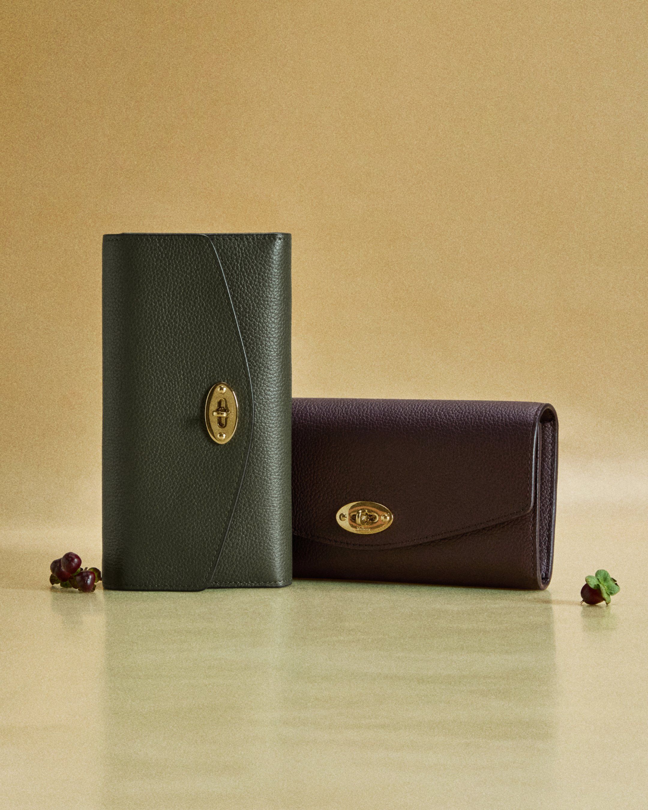 Group shot of Darley Wallets