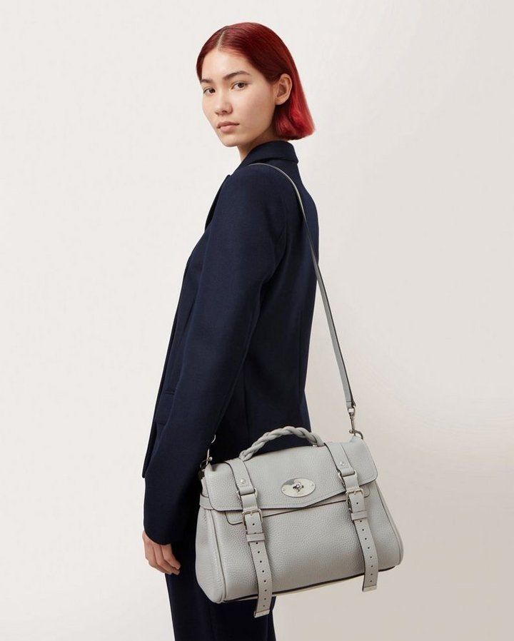 Model wearing the Mulberry Alexa  handbag in Pale grey