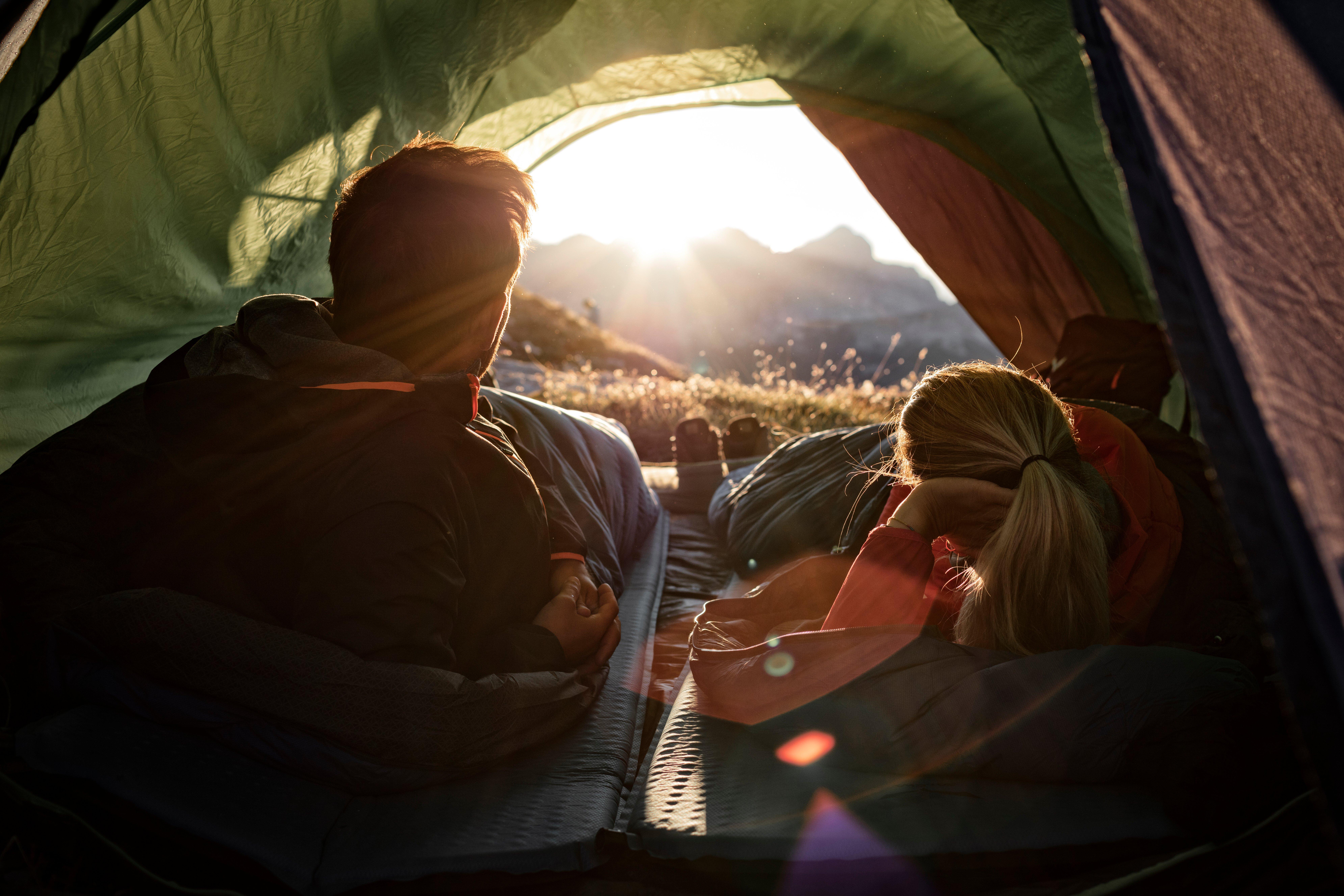 Cómo elegir un saco de dormir: ¿qué tener en cuenta?