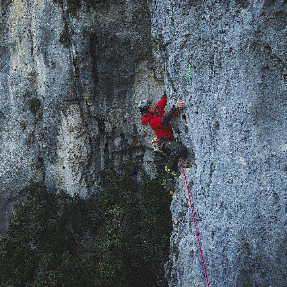 FRAGILI EQUILIBRI