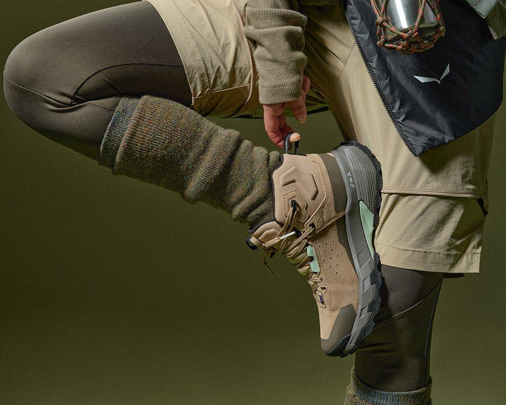 EARTH TONES