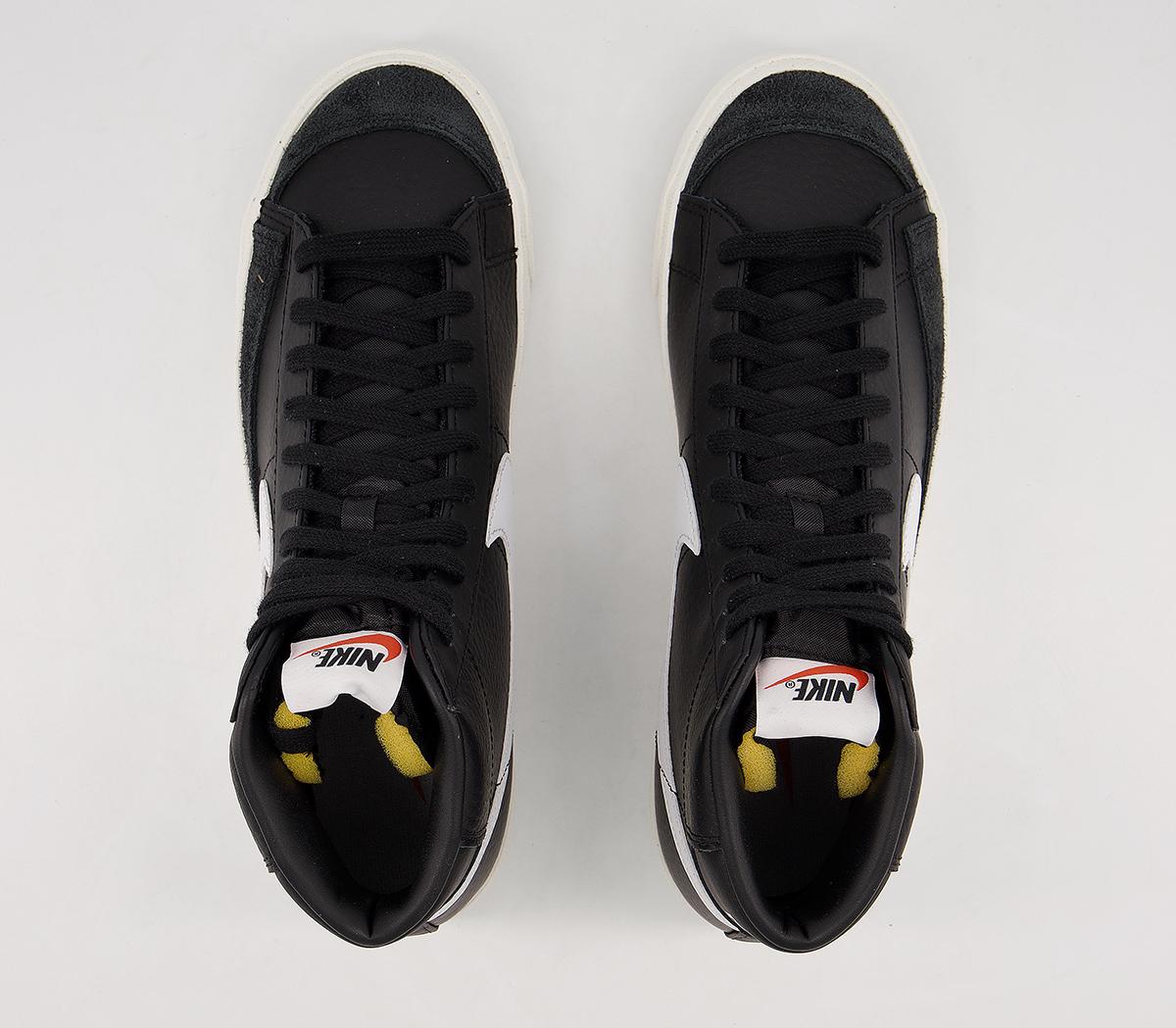 NikeBlazer Mid 77 TrainersBlack Sail Sail
