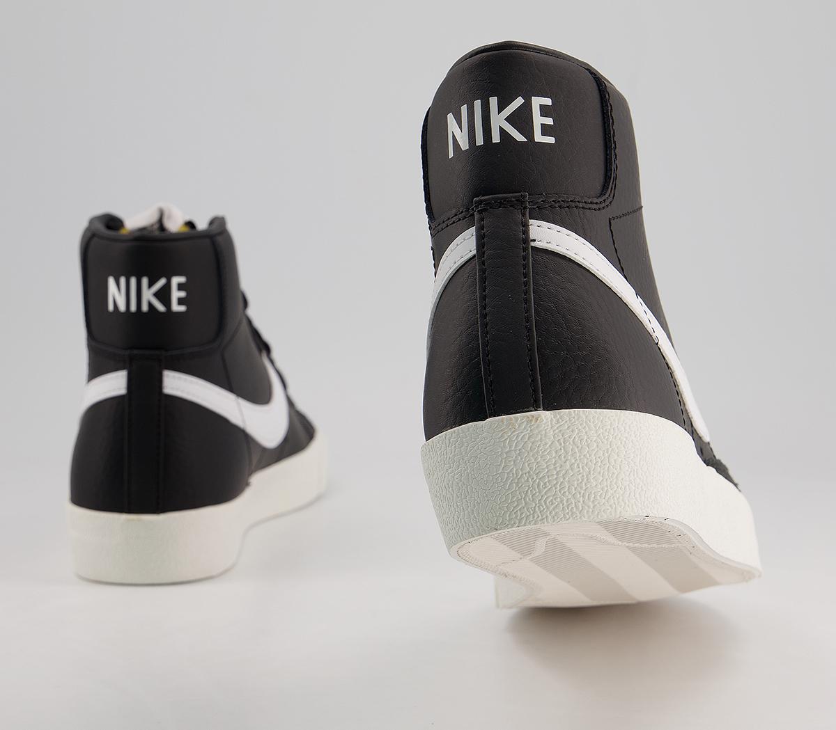 NikeBlazer Mid 77 TrainersBlack Sail Sail