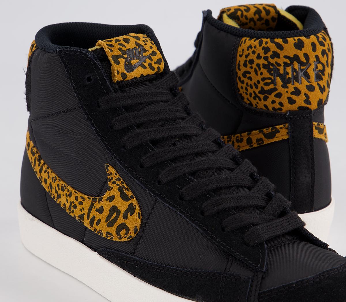 NikeBlazer Mid 77 TrainersBlack Chutney Sail Animal